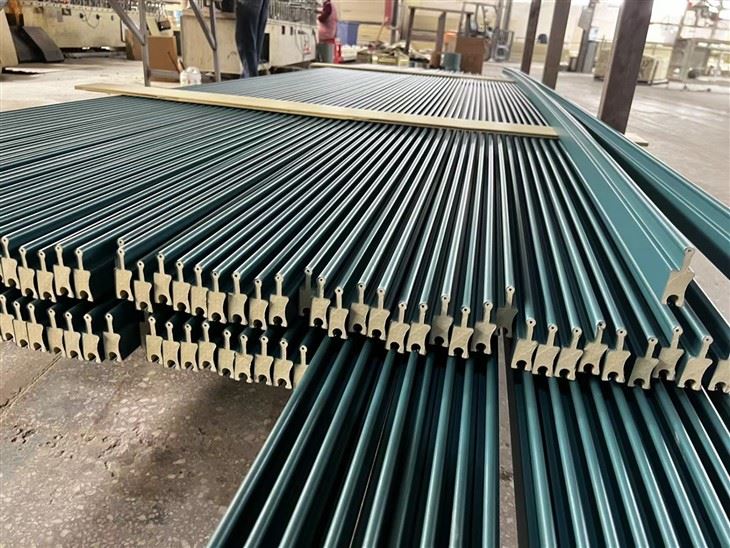 Indoor 168*24mm Wood Plastic Composite Laminated WPC Fluted Wall Panel